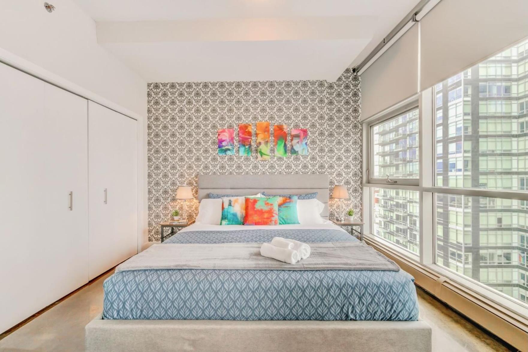 Luxury 2Br Condo - King Bed - Stunning City Views Calgary Ngoại thất bức ảnh